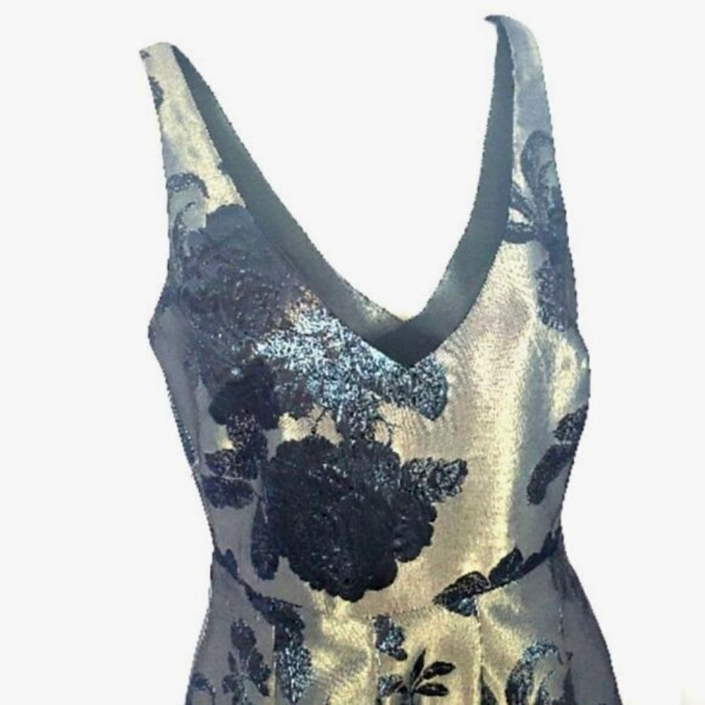 WHITE HOUSE BLACK MARKET Cocktail Dress